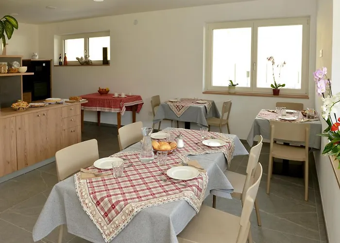 Bed And Breakfast Navis